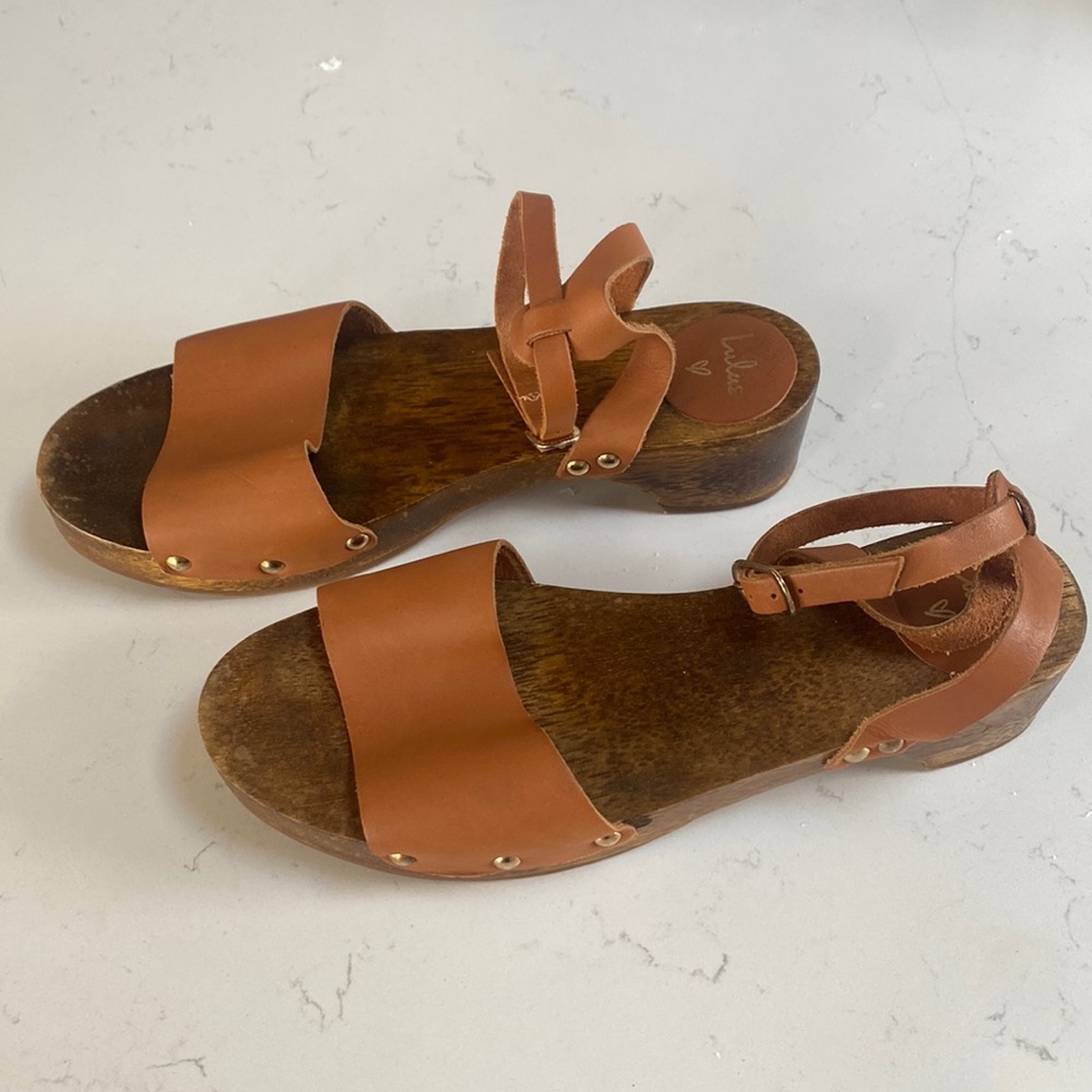 Lulus leather platform sandals